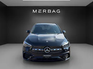 MERCEDES-BENZ GLA 200 7G-DCT Night Star
