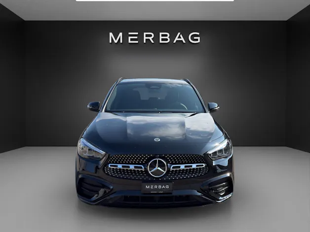 MERCEDES-BENZ GLA 200 7G-DCT Night Star