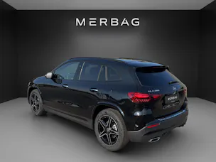 MERCEDES-BENZ GLA 200 7G-DCT Night Star