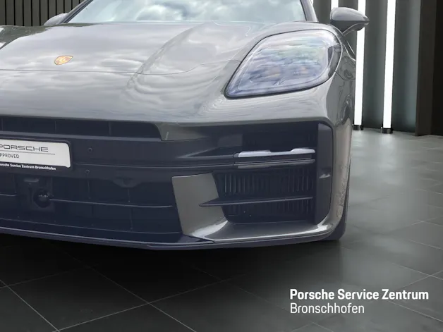 PORSCHE Panamera GTS