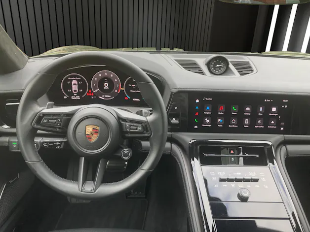 PORSCHE Panamera GTS