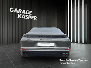 PORSCHE Panamera GTS