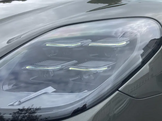PORSCHE Panamera GTS