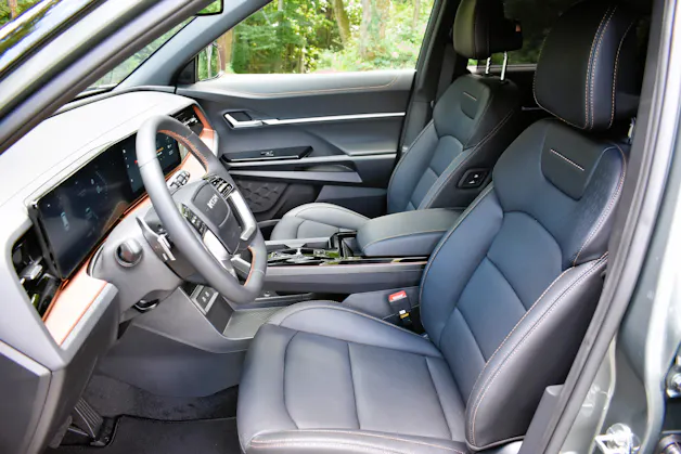 KGM -SsangYong Torres 1.5 TGDI Hybrid Titanium AT