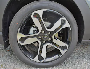 KGM -SsangYong Torres 1.5 TGDI Hybrid Titanium AT