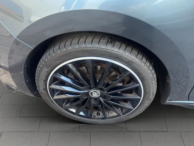 SKODA Rapid Spaceback 1.4 TSI Monte Carlo DSG