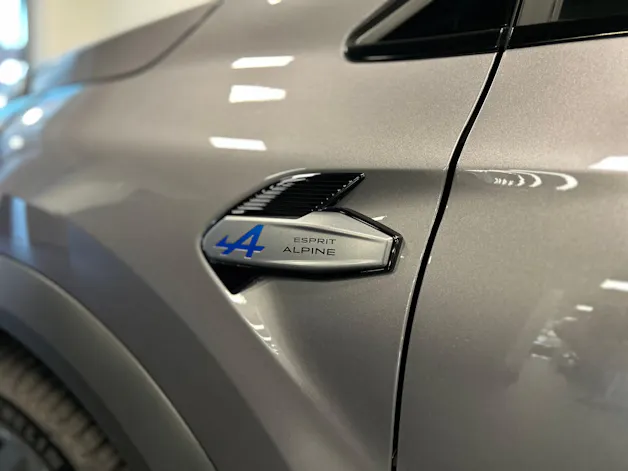 RENAULT Captur 1.6 E-Tech 145 Esprit Alpine DHT