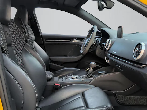 AUDI RS3 Sportback 2.5 TSI quattro S-tronic ABT