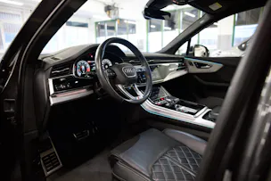AUDI SQ7 TFSI quattro tiptronic