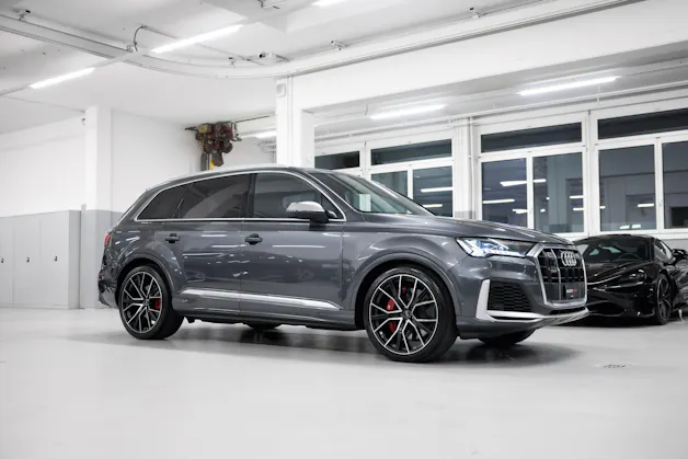 AUDI SQ7 TFSI quattro tiptronic