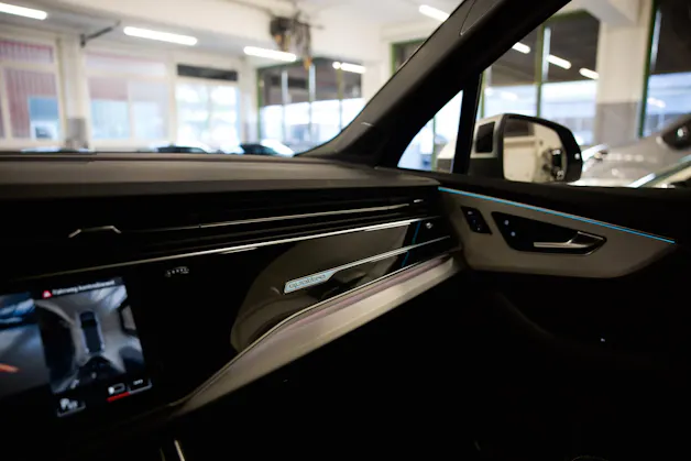 AUDI SQ7 TFSI quattro tiptronic