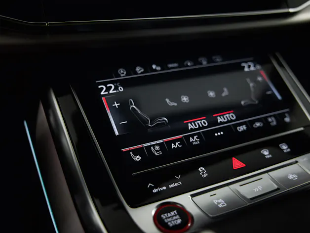 AUDI SQ7 TFSI quattro tiptronic