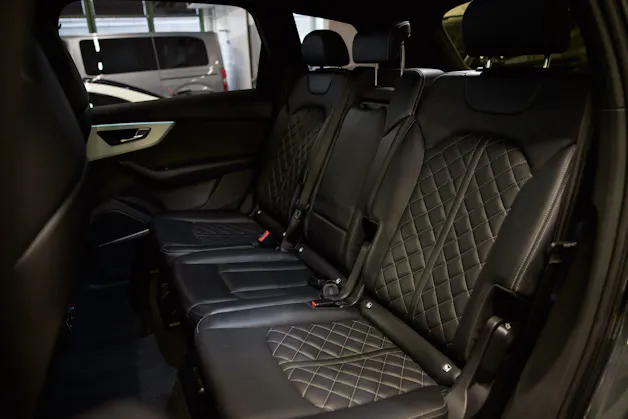 AUDI SQ7 TFSI quattro tiptronic
