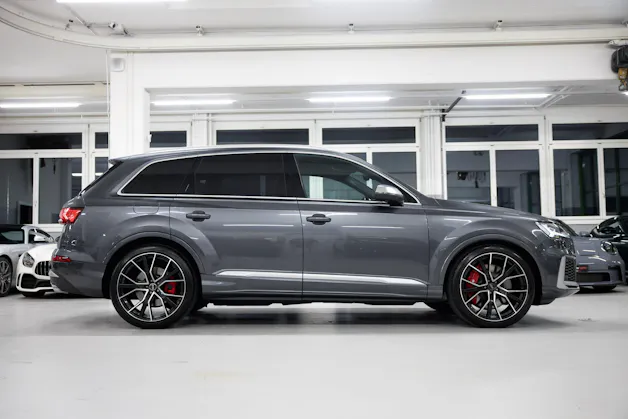 AUDI SQ7 TFSI quattro tiptronic