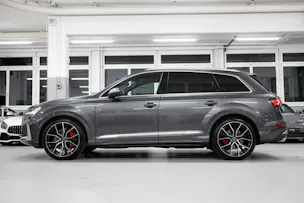 AUDI SQ7 TFSI quattro tiptronic