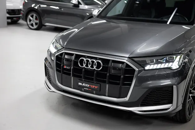AUDI SQ7 TFSI quattro tiptronic