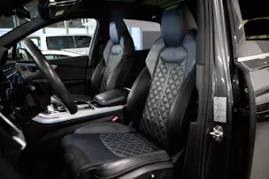 AUDI SQ7 TFSI quattro tiptronic