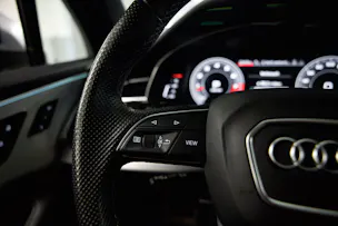 AUDI SQ7 TFSI quattro tiptronic