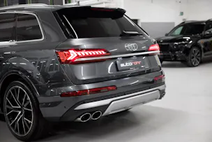 AUDI SQ7 TFSI quattro tiptronic