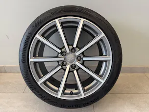 AUDI RS Q3 2.5 TFSI quattro S-tronic