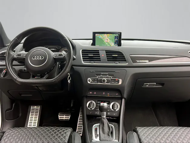 AUDI RS Q3 2.5 TFSI quattro S-tronic