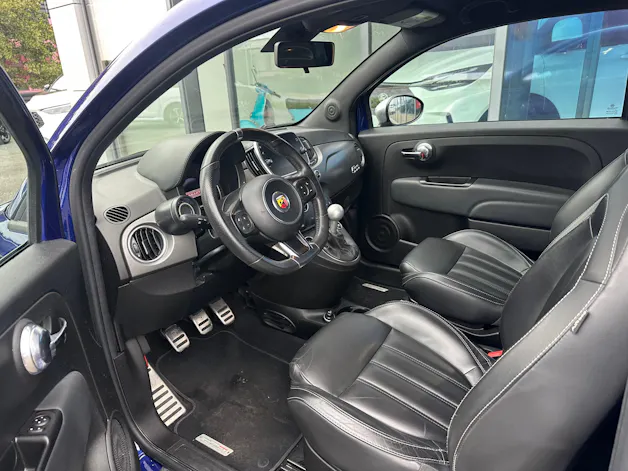 FIAT 595 Abarth 1.4 T-Jet 165 Turis