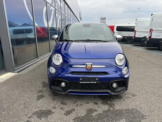 FIAT 595 Abarth 1.4 T-Jet 165 Turis