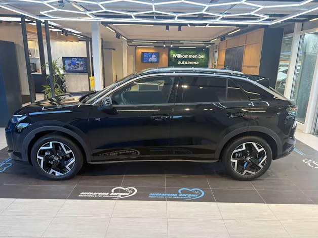 VW T-Roc 1.5 eTSi mHEV R-Line DSG-Automat