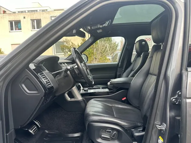 Land Rover RANGE ROVER 3.0 TDV6 HSE Automatic