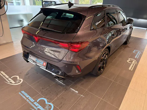 CUPRA LEON ST 2.0 TSi VZ 333PS 4Drive DSG-Automat