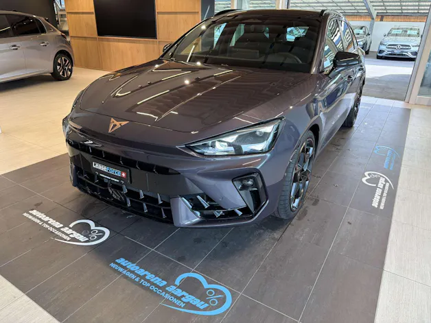 CUPRA LEON ST 2.0 TSi VZ 333PS 4Drive DSG-Automat