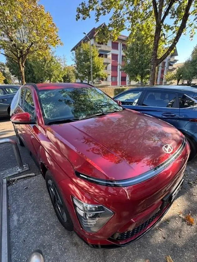 HYUNDAI Kona EV 65.4 kWh Amplia