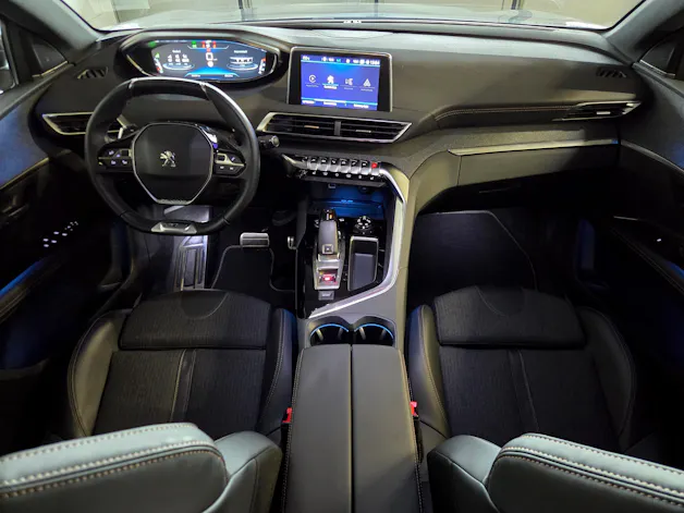 PEUGEOT 3008 1.6 THP Allure