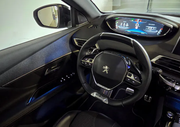 PEUGEOT 3008 1.6 THP Allure