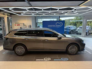 VW Passat Variant 1.5 eTSi evo2 Elegance DSG-Automat