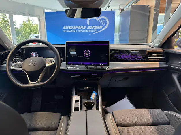 VW Passat Variant 1.5 eTSi evo2 Elegance DSG-Automat