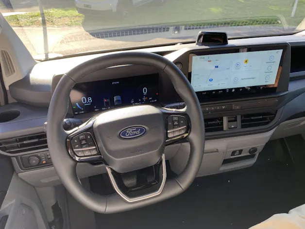 FORD Transit Custom Van 320 L2 2.0 EcoBlue 170 Trend