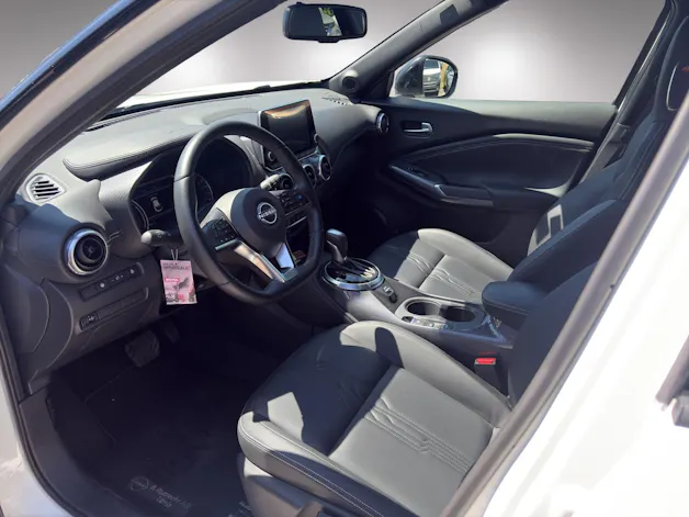 NISSAN Juke 1.6 Hybrid Tekna