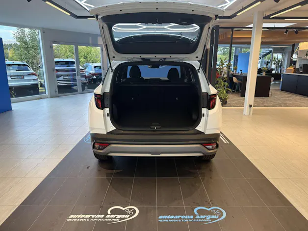 HYUNDAI Tucson 1.6 TGDI HEV Black Line Automat