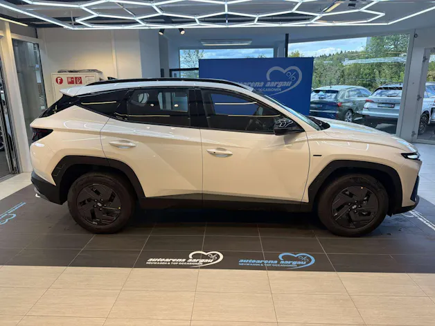 HYUNDAI Tucson 1.6 TGDI HEV Black Line Automat