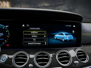 MERCEDES-BENZ AMG E 63 S 4Matic+ Speedshift 9G-TCT *FINAL EDITION*MSI+*Schalensitze*Panorama*Sitzbelüftung*