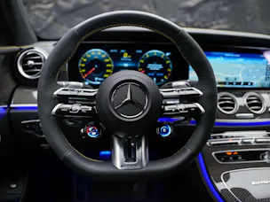MERCEDES-BENZ AMG E 63 S 4Matic+ Speedshift 9G-TCT *FINAL EDITION*MSI+*Schalensitze*Panorama*Sitzbelüftung*