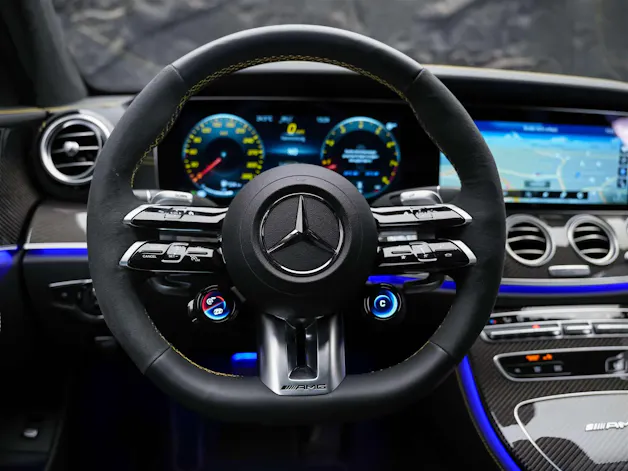 MERCEDES-BENZ AMG E 63 S 4Matic+ Speedshift 9G-TCT *FINAL EDITION*Schalensitze*Panorama*Sitzbelüftung*