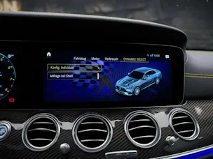 MERCEDES-BENZ AMG E 63 S 4Matic+ Speedshift 9G-TCT *FINAL EDITION*MSI+*Schalensitze*Panorama*Sitzbelüftung*