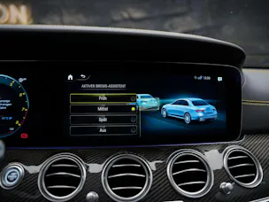 MERCEDES-BENZ AMG E 63 S 4Matic+ Speedshift 9G-TCT *FINAL EDITION*MSI+*Schalensitze*Panorama*Sitzbelüftung*