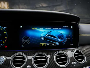 MERCEDES-BENZ AMG E 63 S 4Matic+ Speedshift 9G-TCT *FINAL EDITION*MSI+*Schalensitze*Panorama*Sitzbelüftung*
