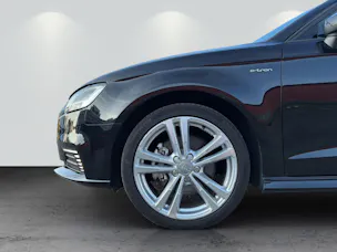 AUDI A3 Sportback 1.4 e-tron Sport S-tronic