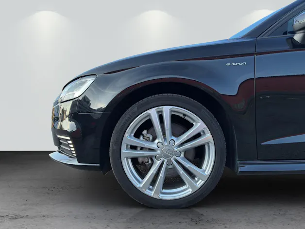AUDI A3 Sportback 1.4 e-tron Sport S-tronic