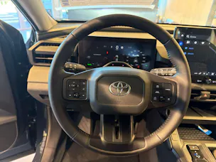 Toyota RAV-4 2.5 HSD Trend e-CVT AWD NEUES MODELL Automat