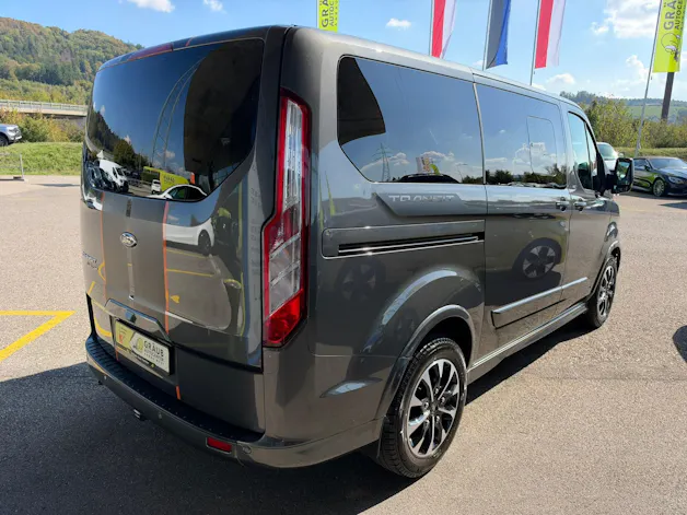 FORD Transit Custom 320 L1H1 Sport A
